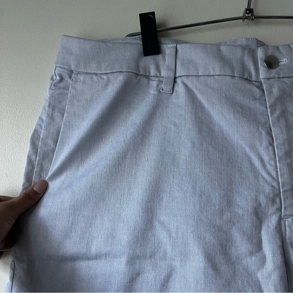 Lululemon Commission Short Qwick Oxford 11" *Relaxed
White / Black - Picture 9 of 10